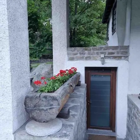 Nyaraló Large Taverna 2br 2ba Steps To Lift Full Kitchen