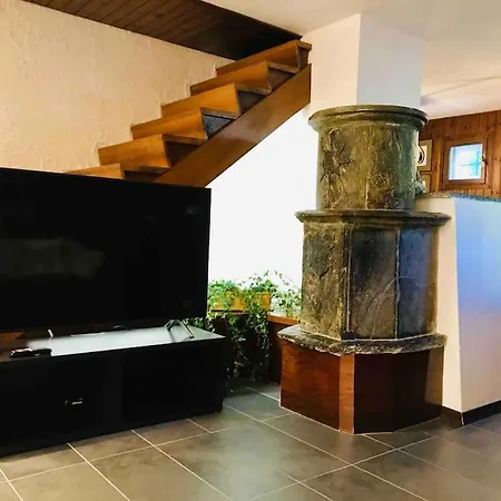 Large Taverna 2br 2ba Steps To Lift Full Kitchen * クールマイユール
