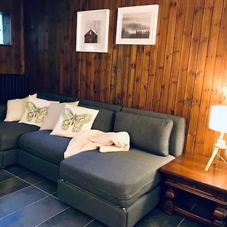 Nyaraló Large Taverna 2br 2ba Steps To Lift Full Kitchen