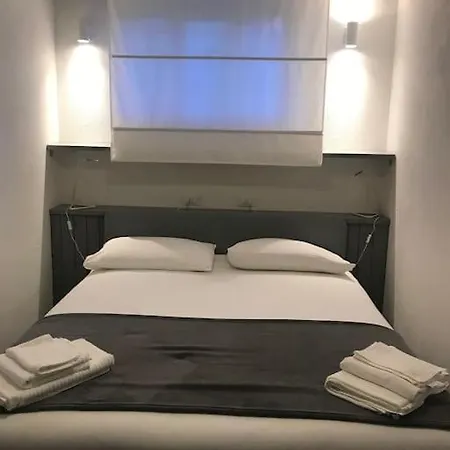 Large Taverna 2br 2ba Steps To Lift Full Kitchen Courmayeur