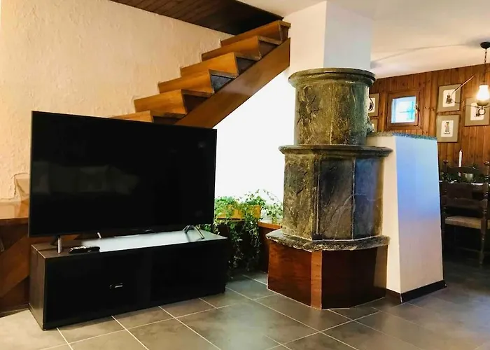 Large Taverna 2br 2ba Steps To Lift Full Kitchen * Courmayeur